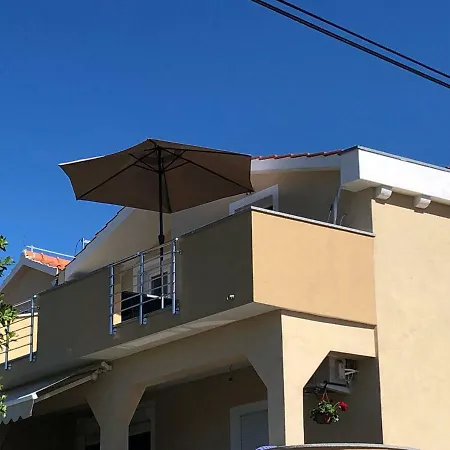 Apartman Gabriel * زادار